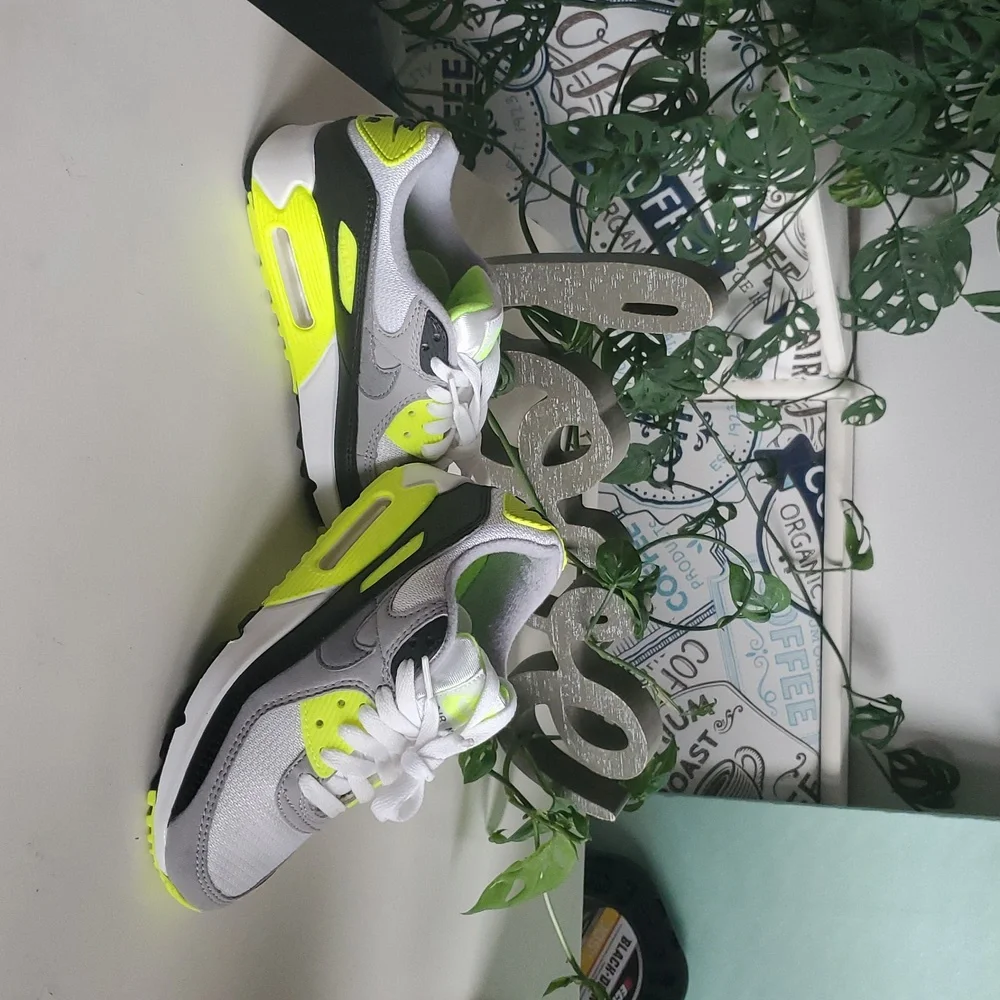 Nike Air Max White and Neon Yellow Sneakers - Picture 6 of 8